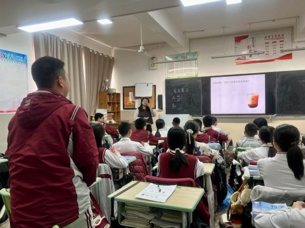 夏晶晶公开课照片 (2).jpg 夏晶晶公开课照片 (2).jpg