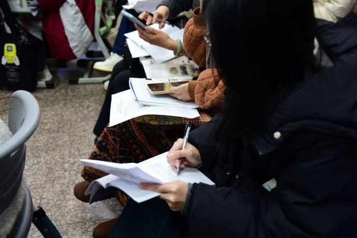 潘颖颖开课 (2).jpg