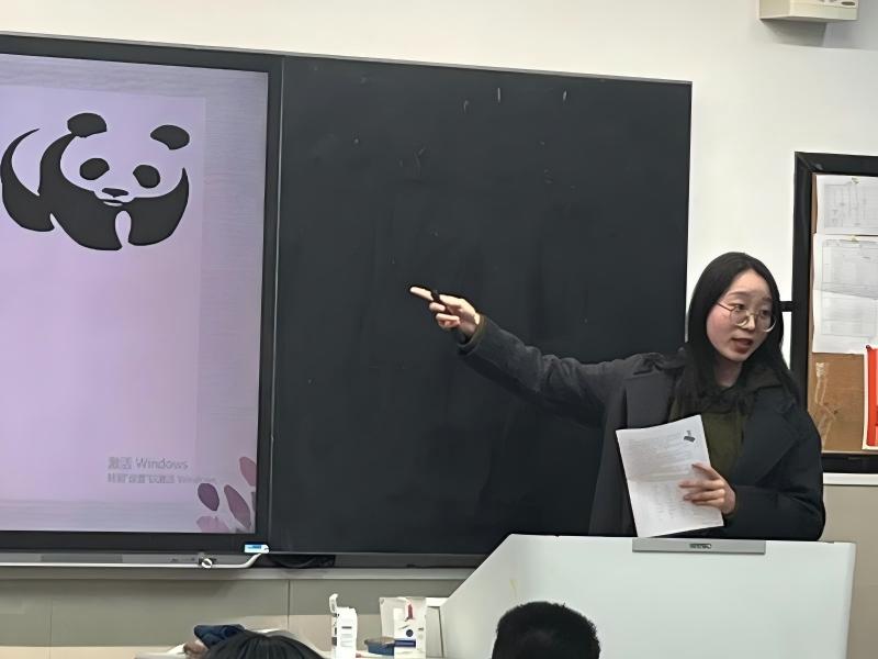 严施怡 - 副本.jpg